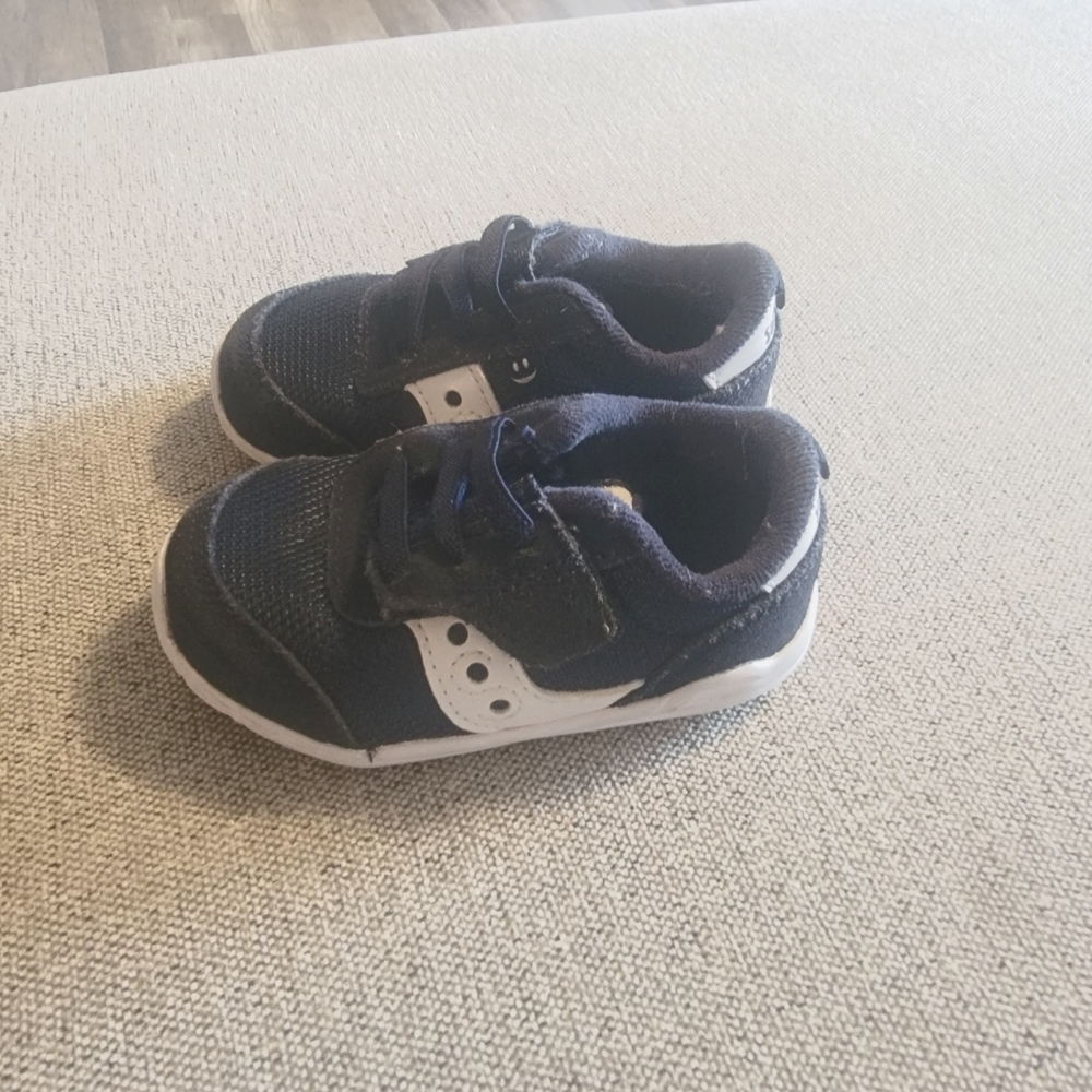 Saucony 4.5W toddler sneakers
